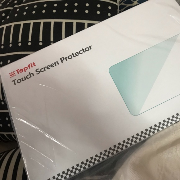 Tesla Screen Protector - Picture 6 of 11